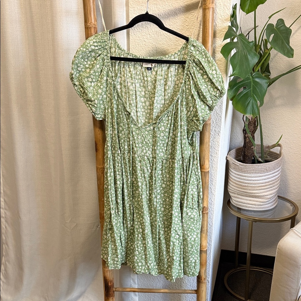Universal Thread Green Floral Mini Dress